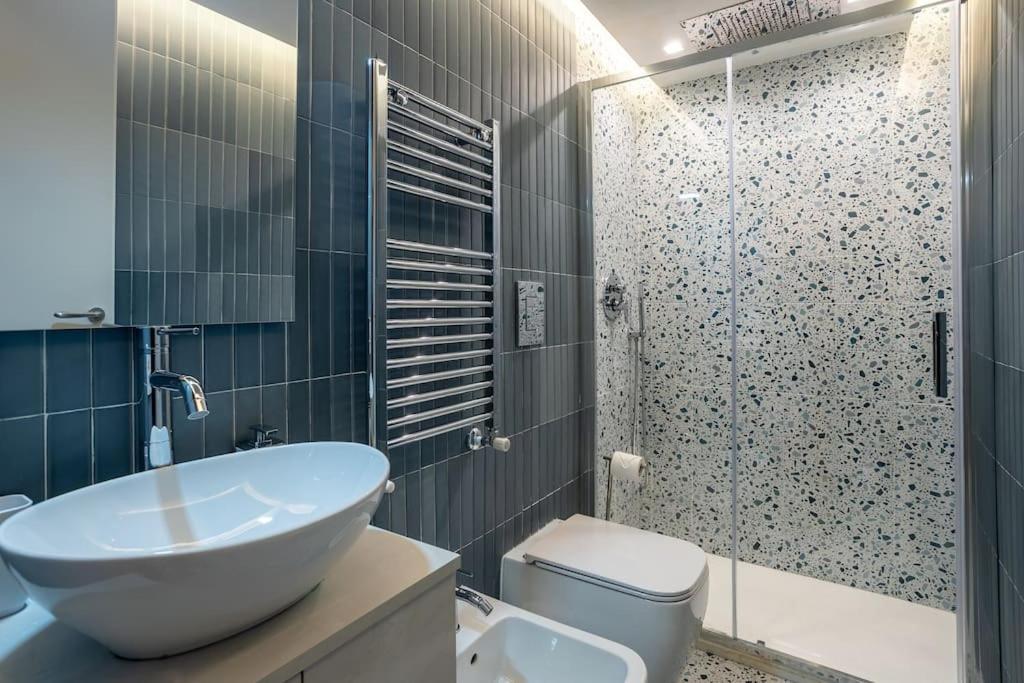 ميلان Duomo-Fiera Mi Master Suite Design Wifi+Netflix المظهر الخارجي الصورة