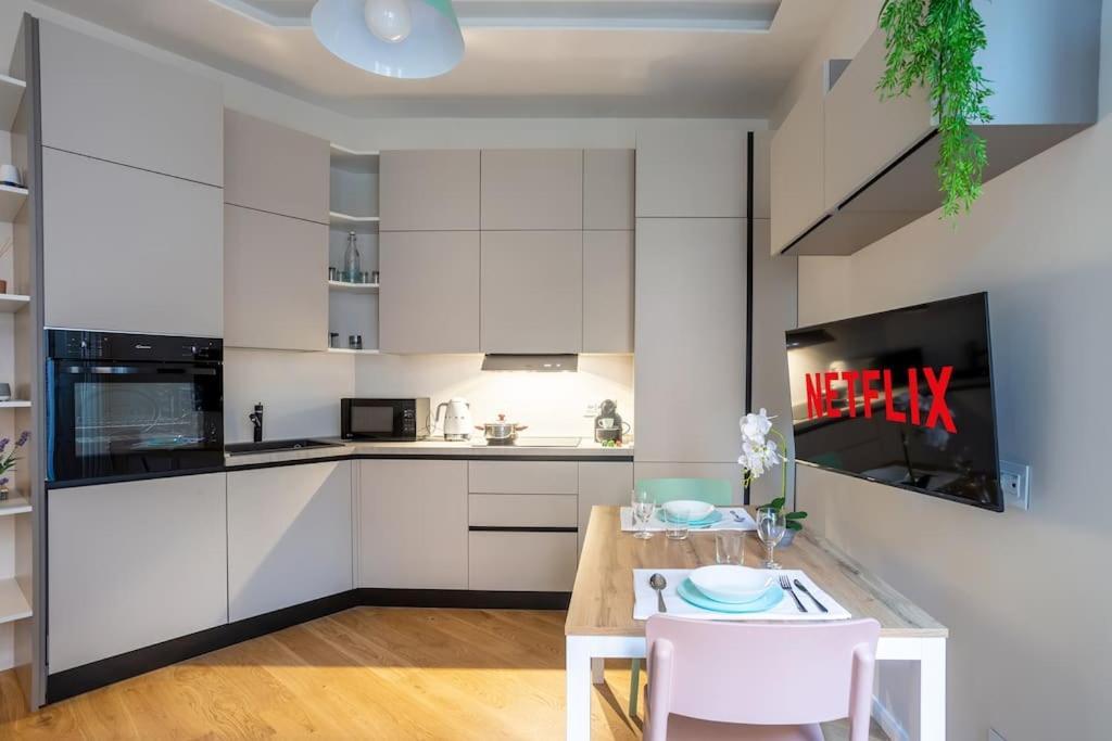 ميلان Duomo-Fiera Mi Master Suite Design Wifi+Netflix المظهر الخارجي الصورة